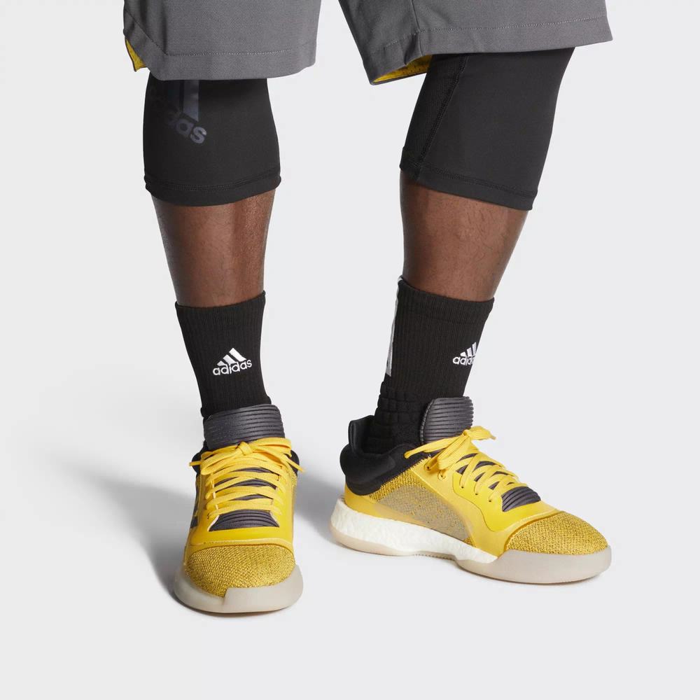 Adidas Marquee Boost Low Tenis De Basketball Dorados Para Hombre (MX-92256)